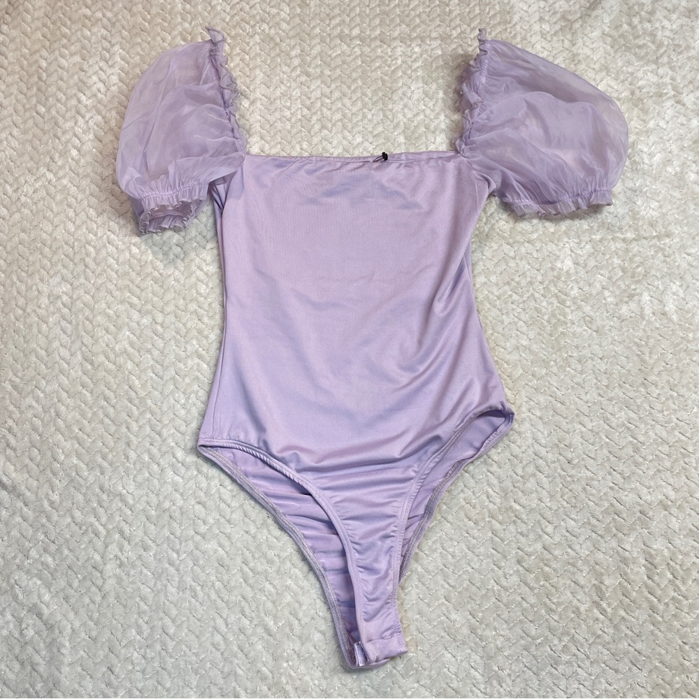 Princess Polly Size 2 purple Puff Sleeve Bodysuit Square Neckline Sheer Stretch